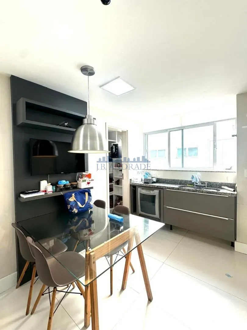 Furnished apartment, 400 m², with a glass-enclosed balcony — photo 27