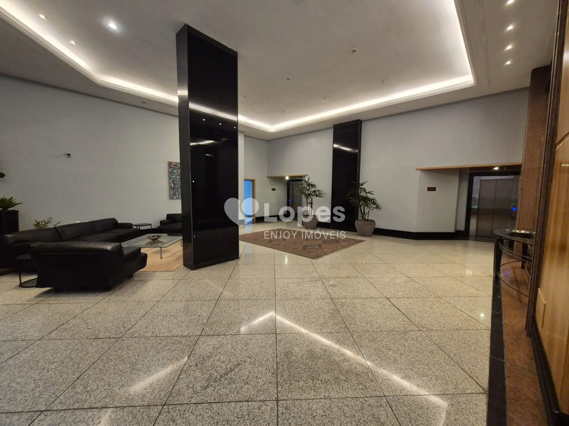 2-bedroom apartment in a building with a sauna — photo 13