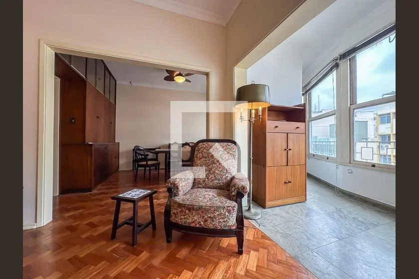 4-bedroom apartment with 3 bathrooms and 206 m² — photo 12