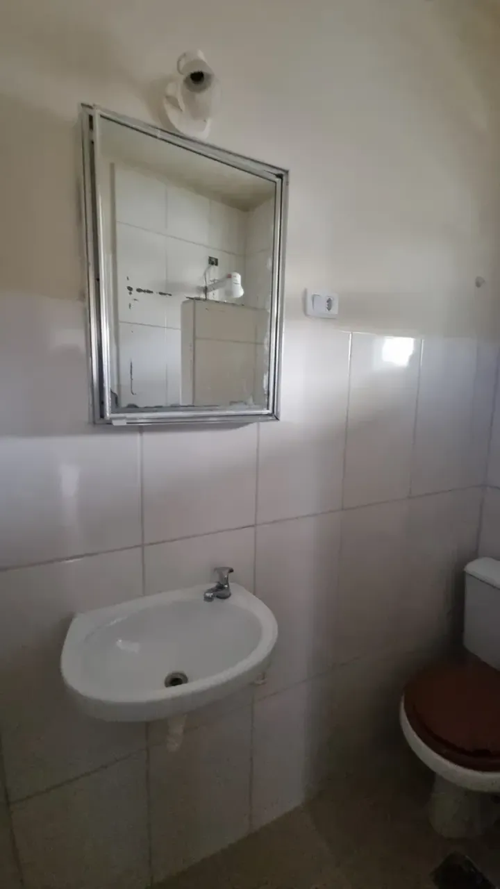 Unfurnished 2-bedroom house with 1 bathroom — photo 4