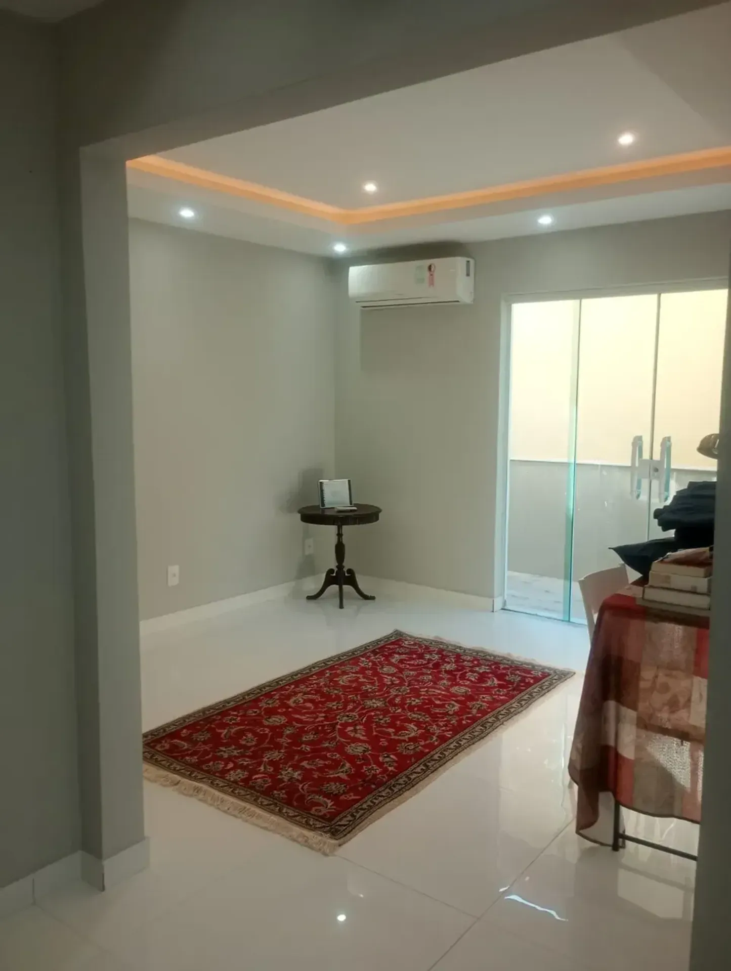 Furnished house with 5 bedrooms and gas-stove kitchen — photo 23