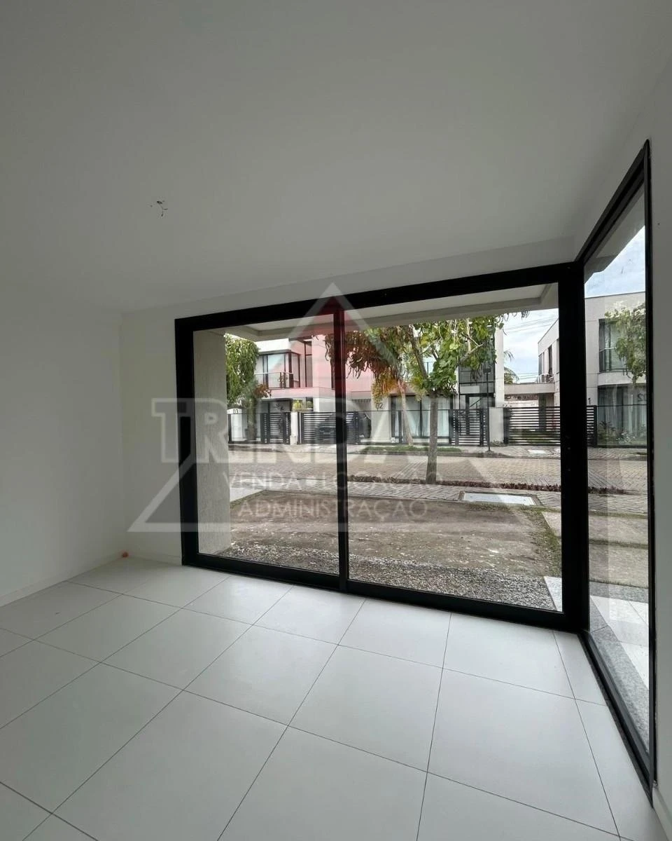 Casa duplex de 3 suítes com cozinha americana e piscina — photo 2