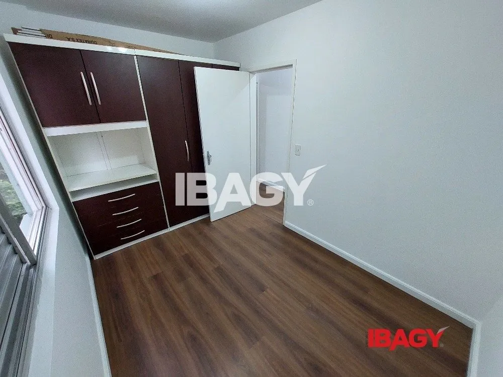 Apartamento sin estacionamiento, cocina cerrada y 75 m² — photo 10