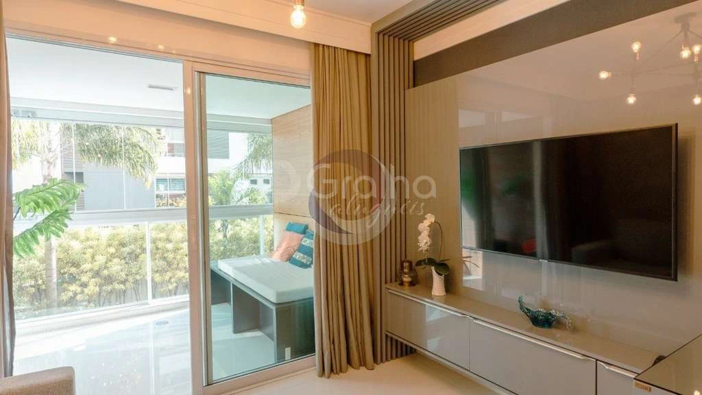 130 m² apartment with 2 en-suite bedrooms and 1 parking — photo 4