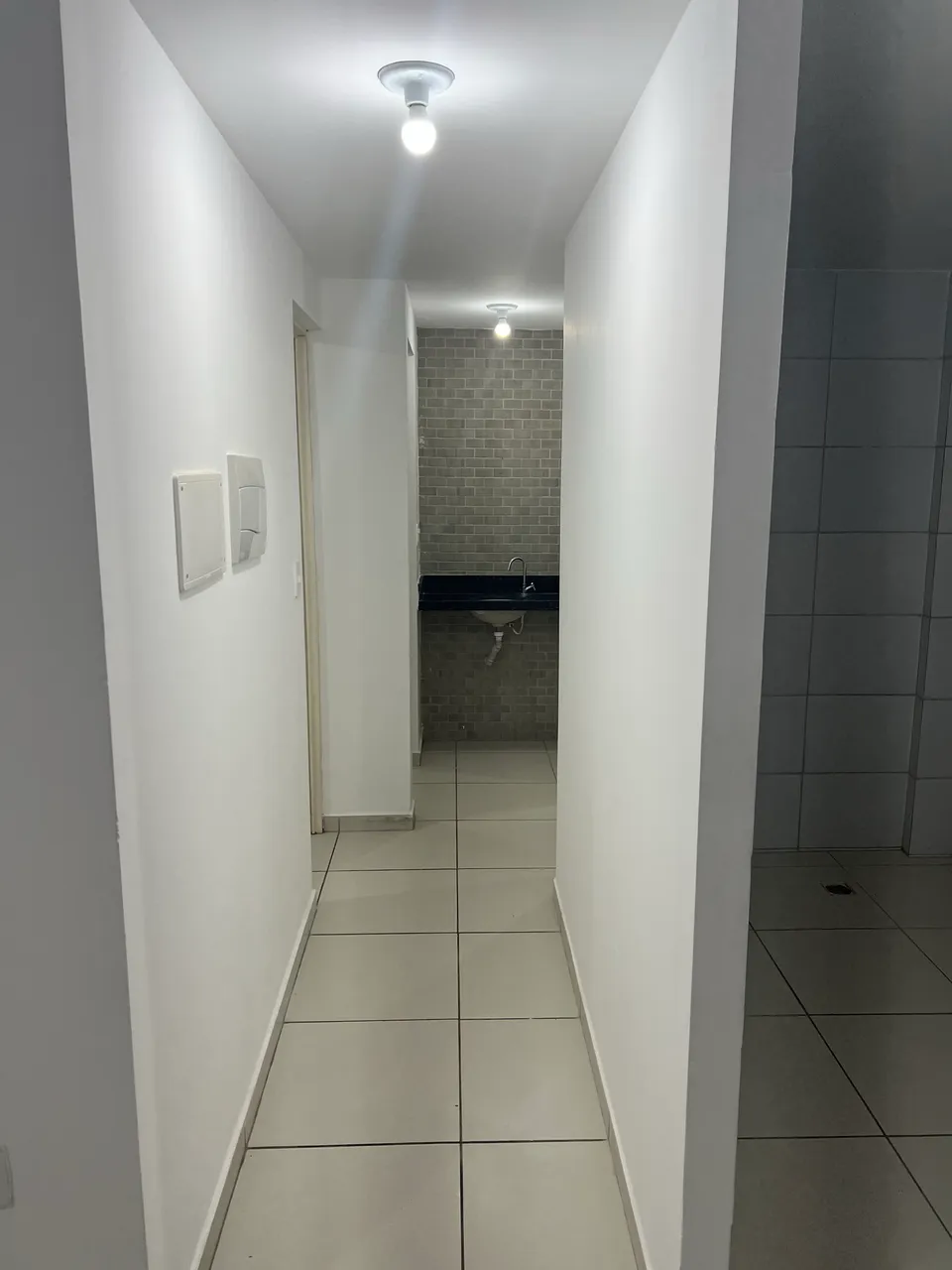 84 m² rental apartment with fitted cabinets and 2 bedrooms — photo 8