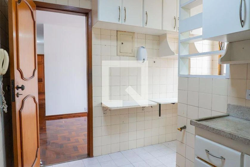2-bedroom apartment with a grill on the balcony — photo 14