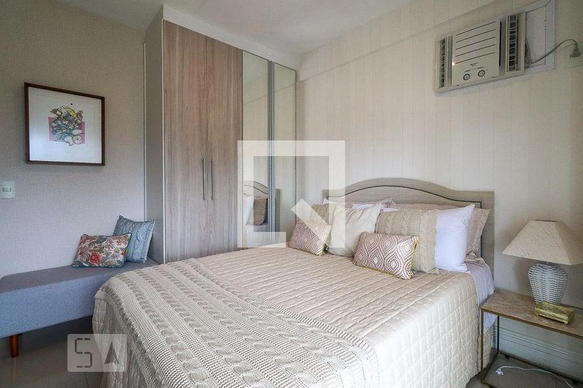 House, 450 m², with a private pool — photo 46