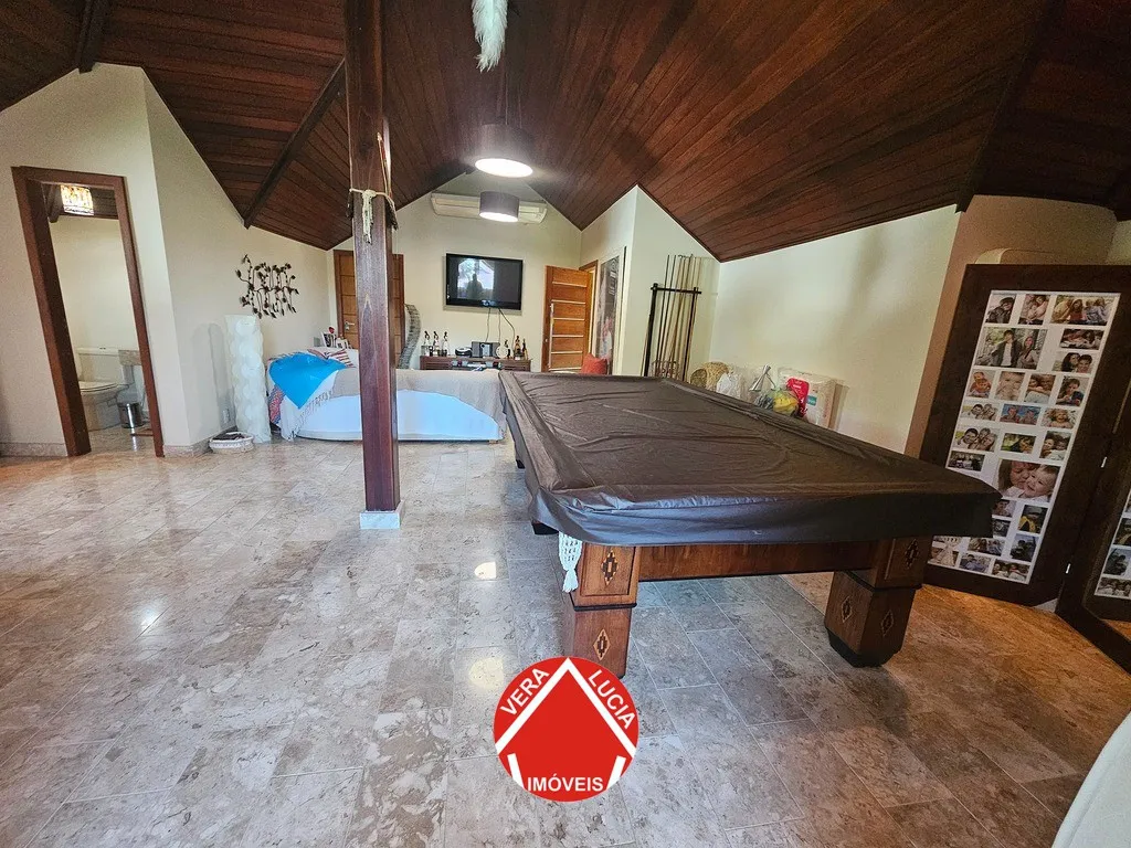 Furnished 600 m² house with 6 en-suite bedrooms — photo 30