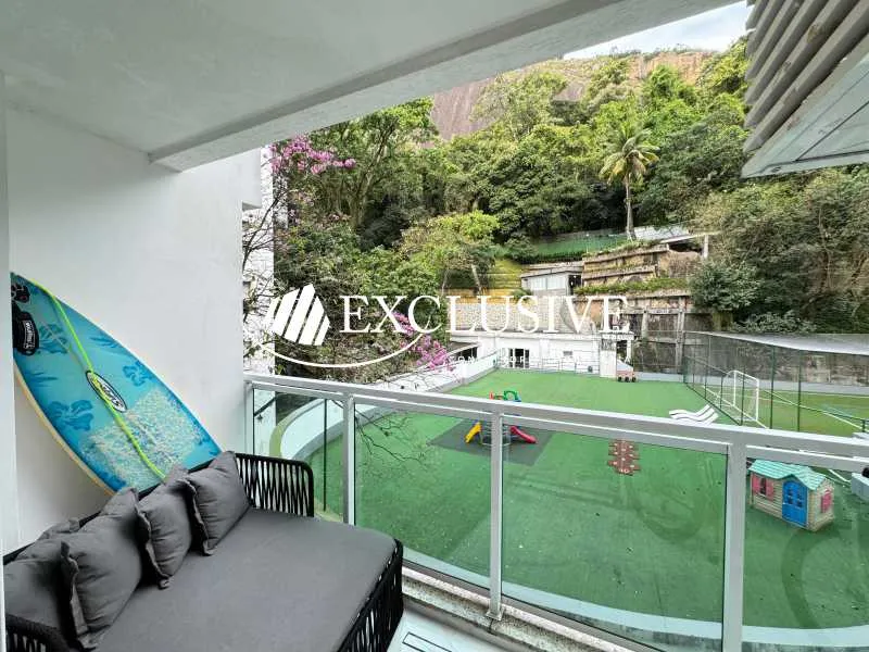 Apartamento mobiliado com cozinha americana e varanda — photo 23