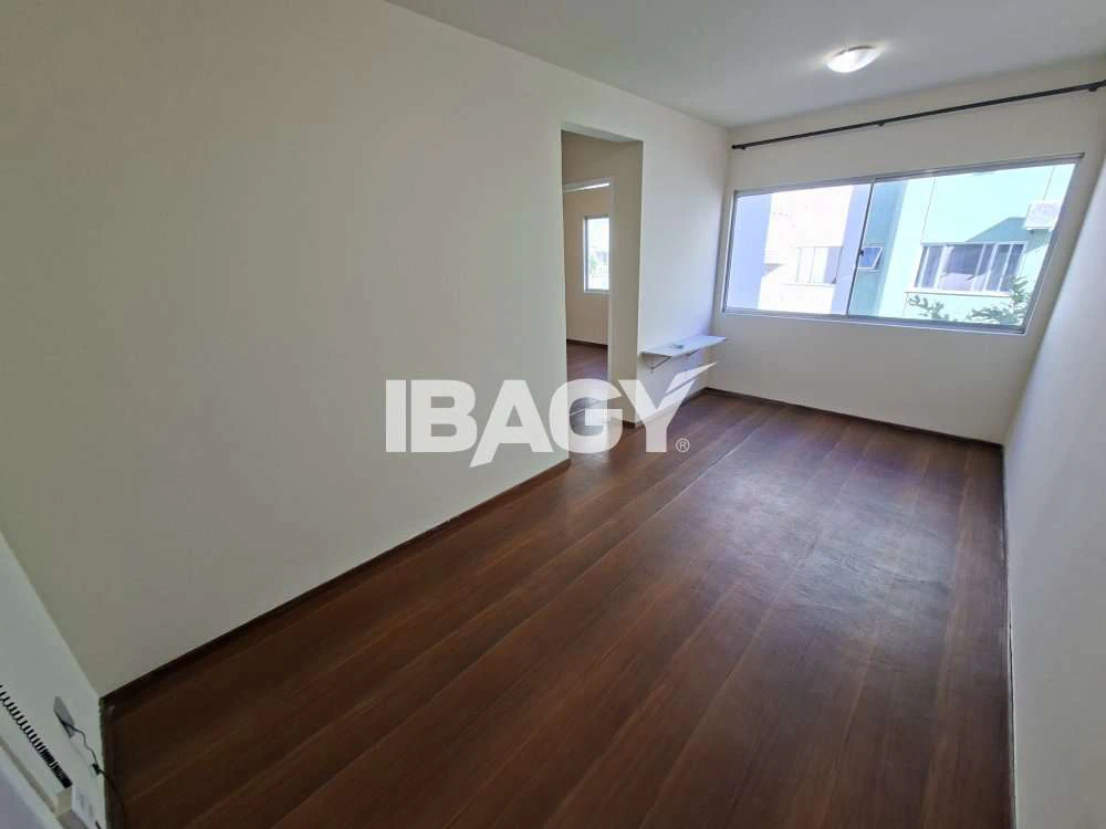Apartamento sin amueblar de 2 dormitorios con cocina a gas — photo 3