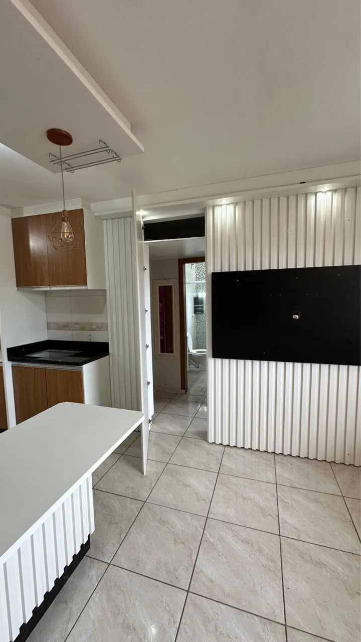 Unfurnished 2-bedroom apartment with open-plan kitchen — photo 10