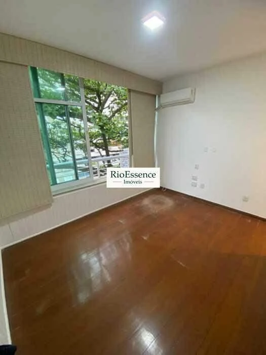 3-bedroom apartment with 1 en-suite bath, 198 m² on 4th floor — photo 17