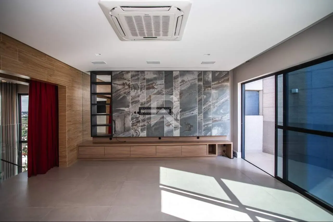 Apartment with 4 bedrooms, 3 en-suites and 463 m² — photo 18