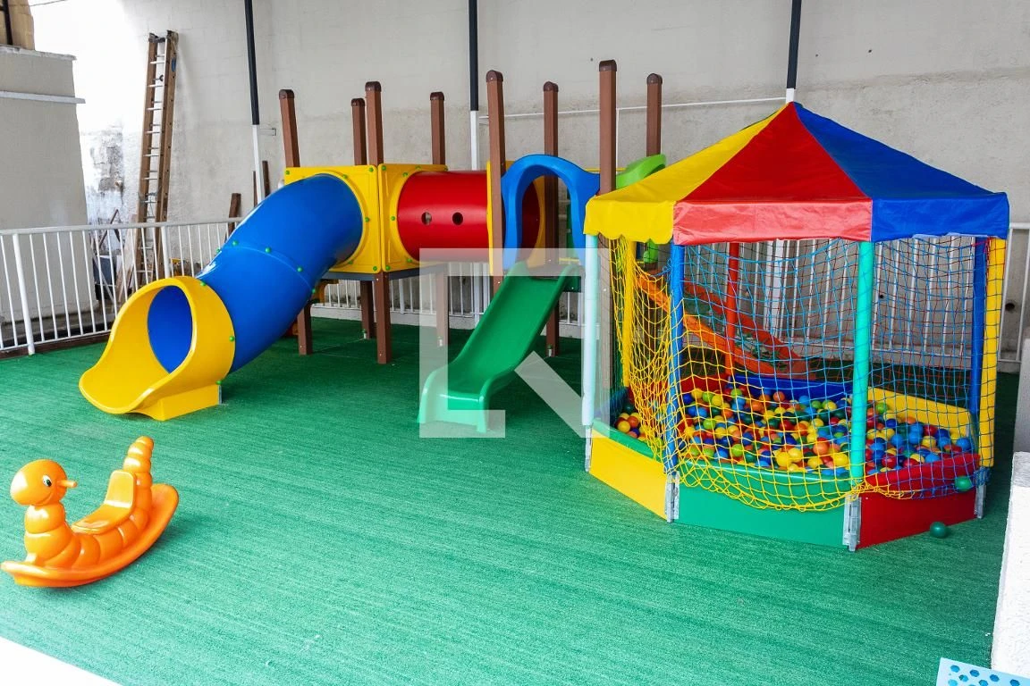 Apartamento con piso de cerámica, 2 dormitorios y 1 plaza — photo 35