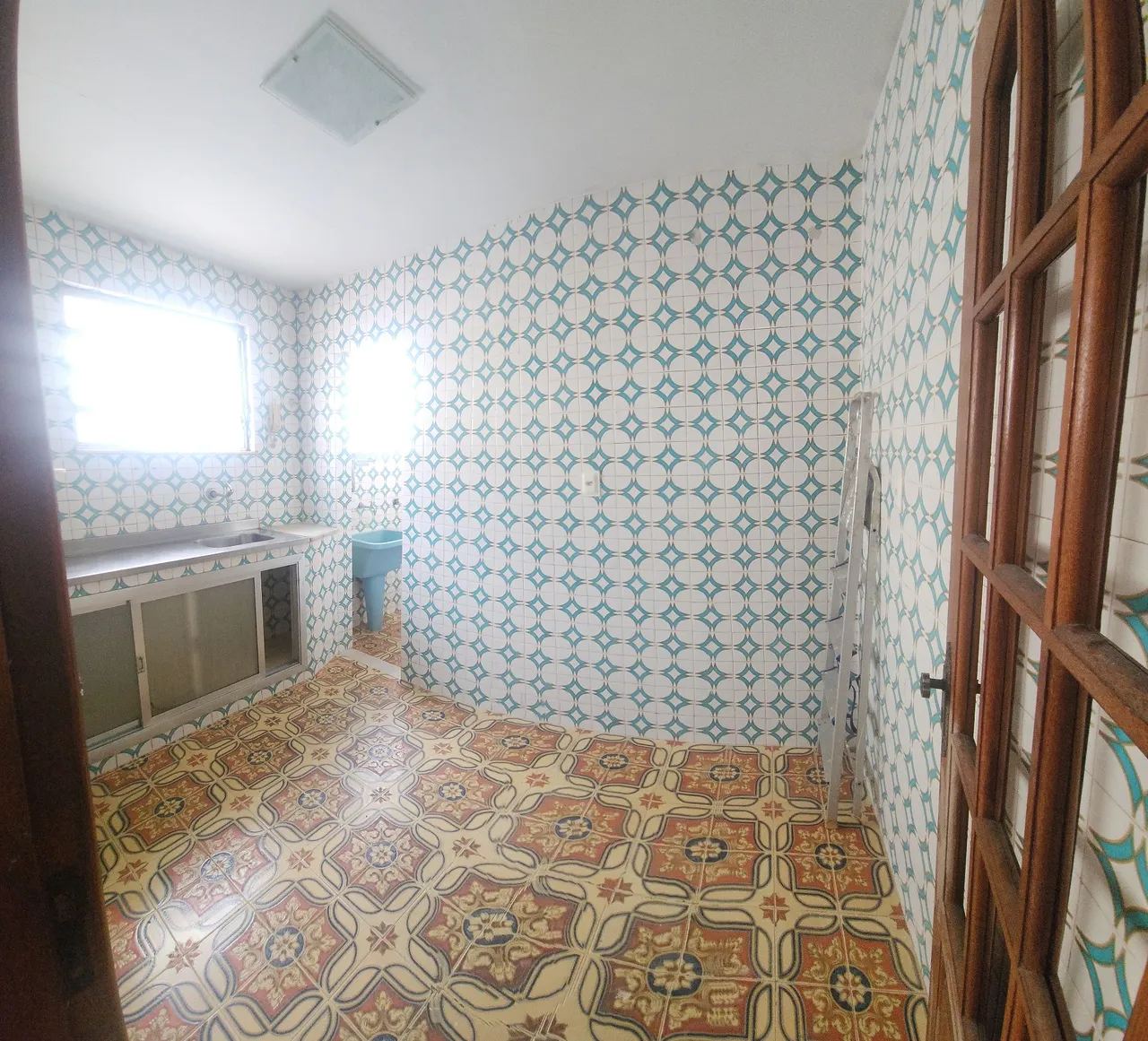 Квартира без мебели с 2 спальнями и газовой кухней — photo 2