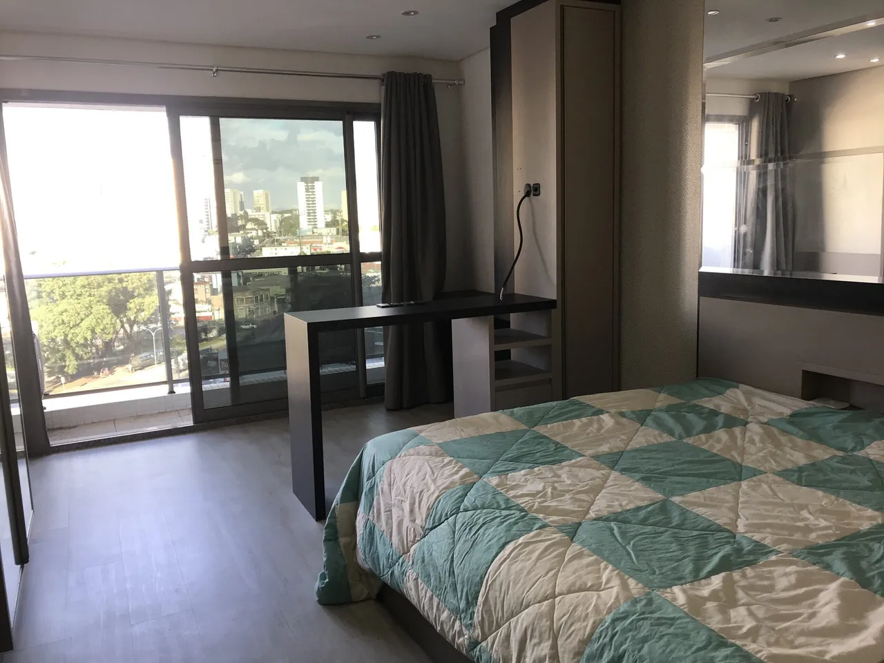 Furnished 1-bedroom apartment with a balcony — photo 13