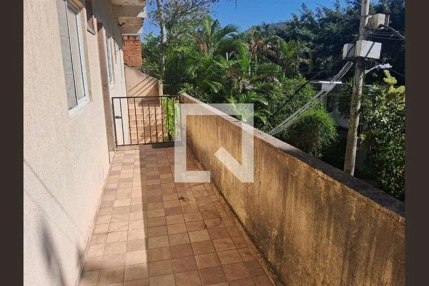 Estúdio de 25 m² com banheiro em box de vidro — photo 10