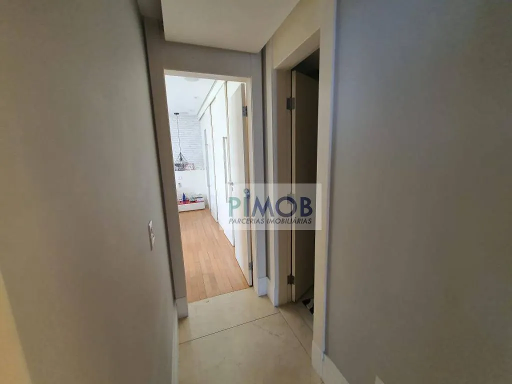 Furnished 260 m² apartment on the 23rd floor with 3 spots — photo 10