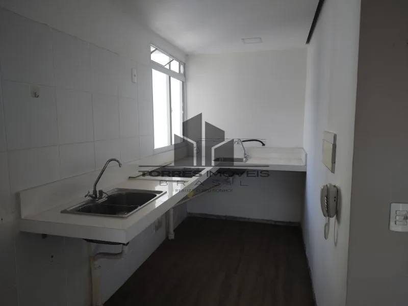 Apartment with 2 bedrooms, parking, and gas kitchenette — photo 5