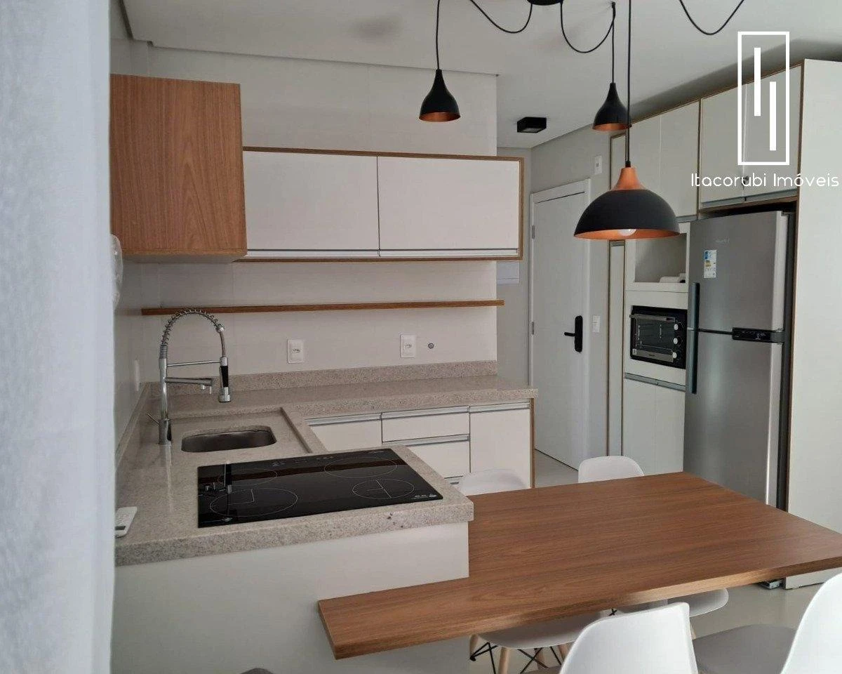 Furnished 1-bedroom apartment with open-plan kitchen