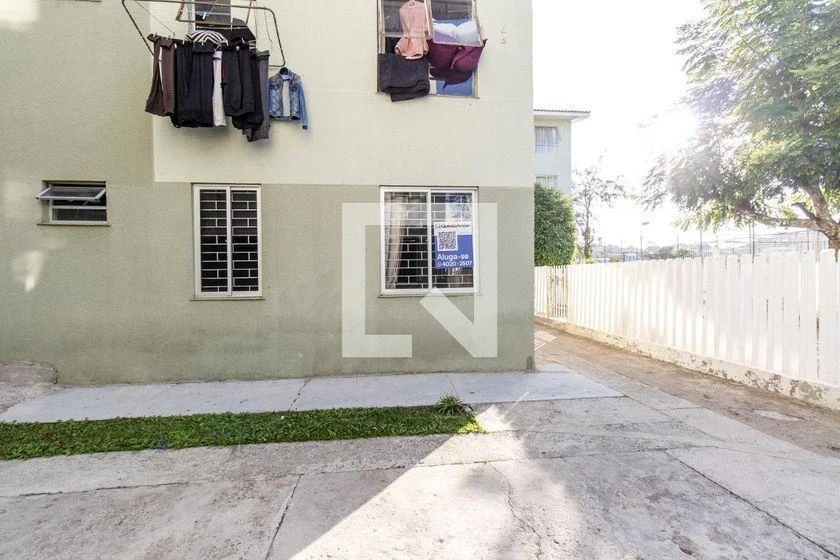 Furnished 2-bedroom apartment with private BBQ — photo 25