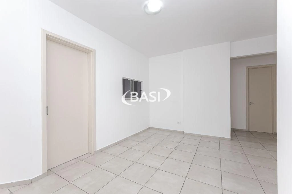 Квартира 84 м² з пральною машиною та балконом із грилем — photo 15