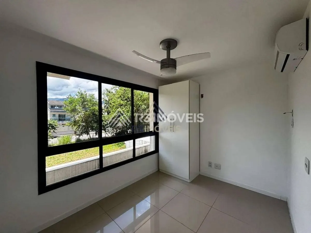Duplex penthouse with 4 bedrooms and built-in closets — photo 14