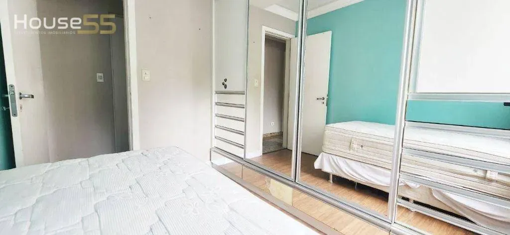 Furnished 4-bedroom apartment with a gas kitchen — photo 32