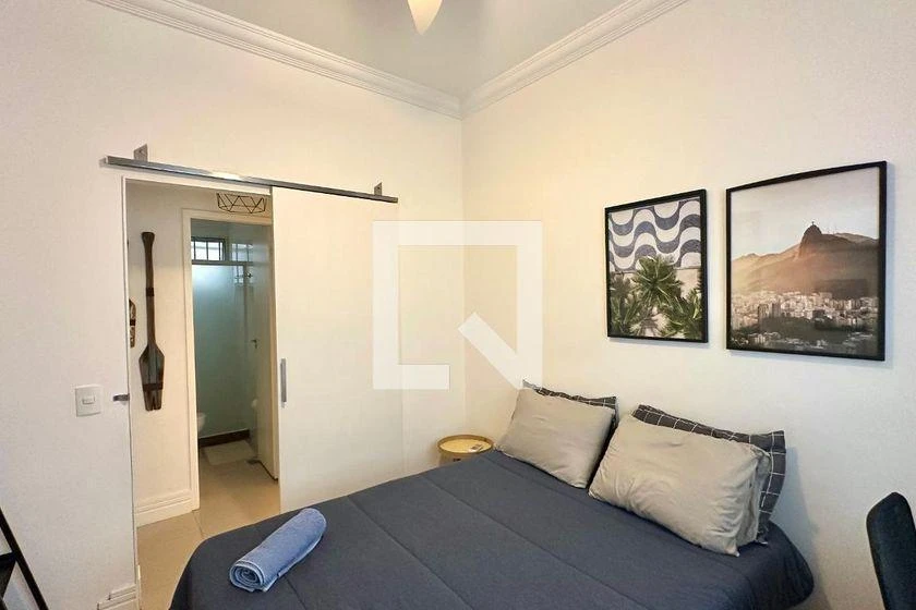 Furnished 2-bedroom apartment with 2 bathrooms — photo 14