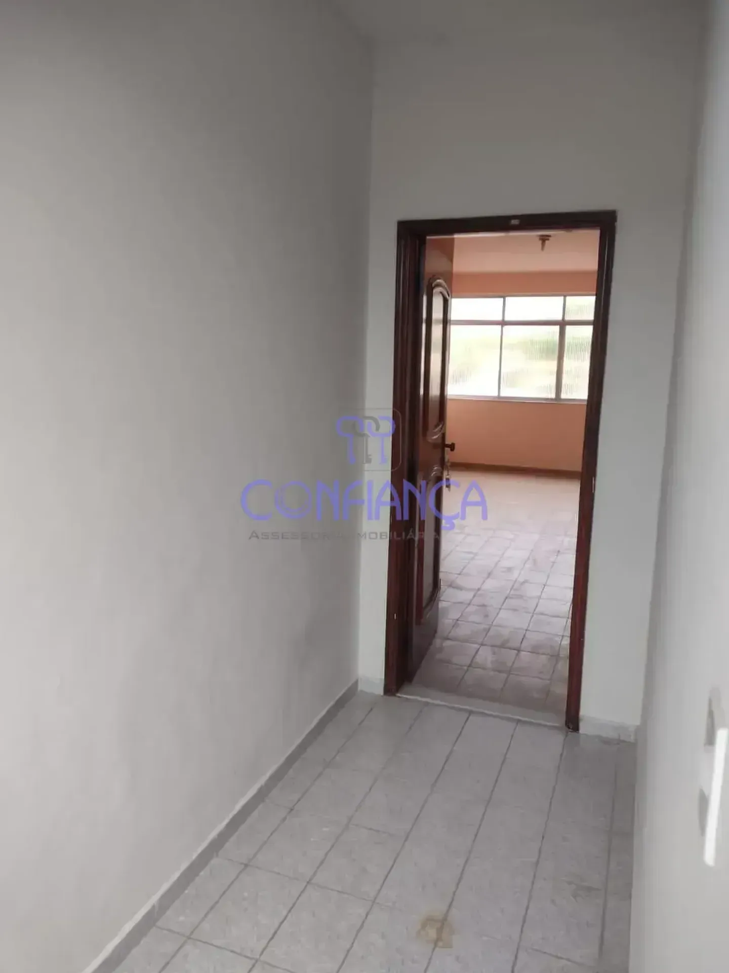 3-bedroom apartment with 2 bathrooms, no parking — photo 15