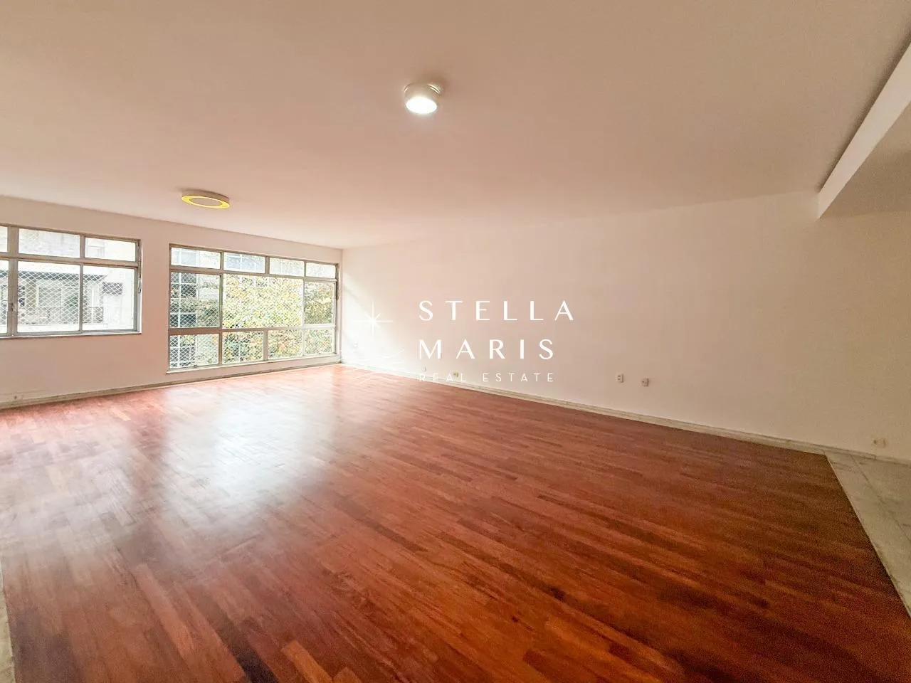 Rental apartment with 3 bedrooms and 3 bathrooms — photo 9