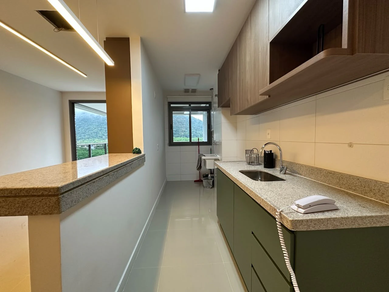 87 m² apartment with a home office and a mountain view — photo 22