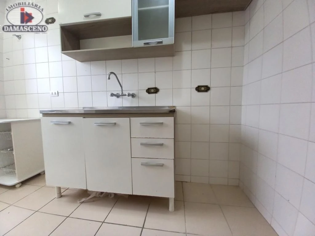 Apartamento de 41 m² com banheira e máquina de lavar