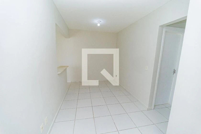 2-bedroom apartment in a building with a pool — photo 4