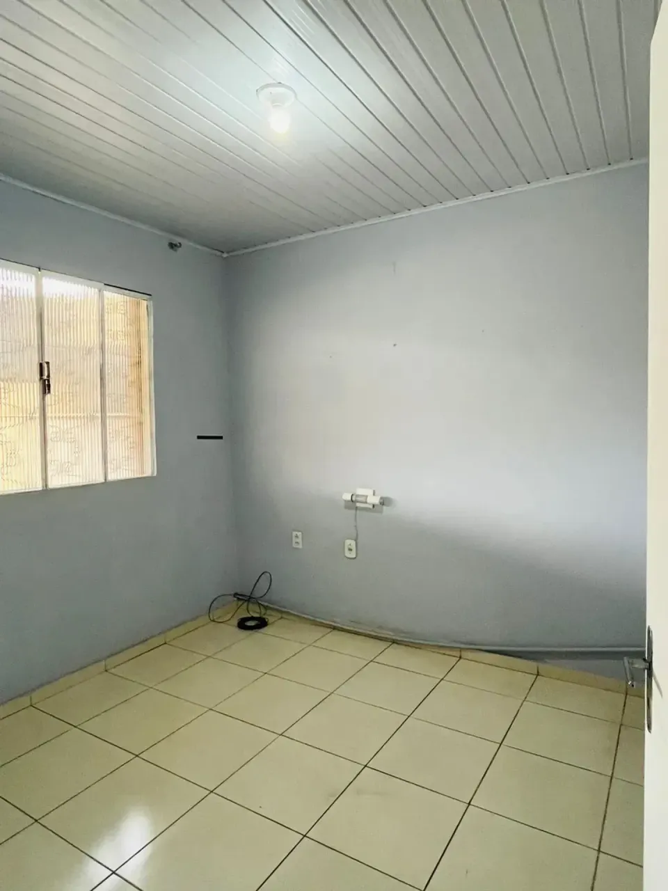 Casa sem mobília com 2 dormitórios e 1 banheiro — photo 3