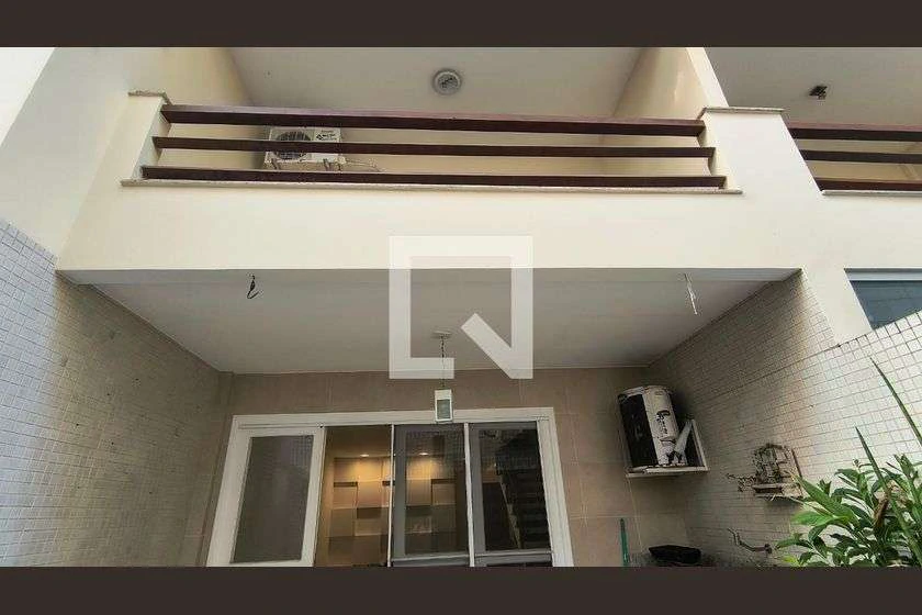 Sobrado em condomínio com 3 suítes e varanda de vidro — photo 16