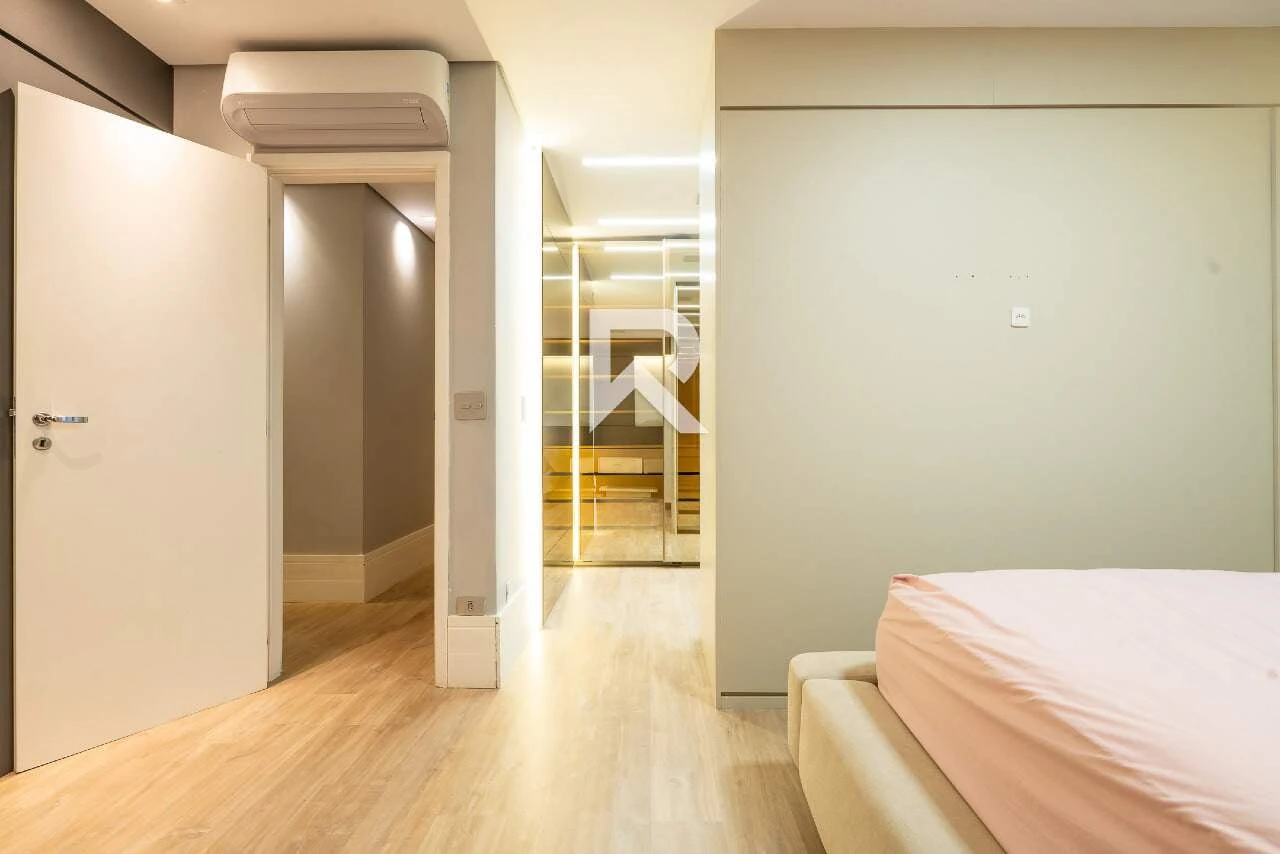 3-bedroom apartment in a building with a sauna — photo 23