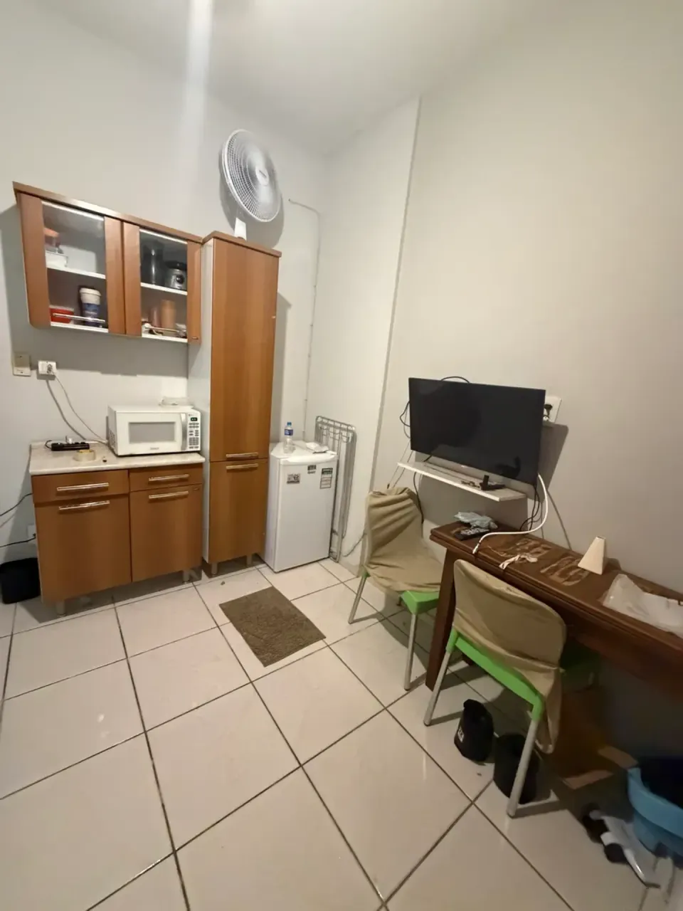 Furnished 1-bedroom apartment with 1 bathroom — photo 4