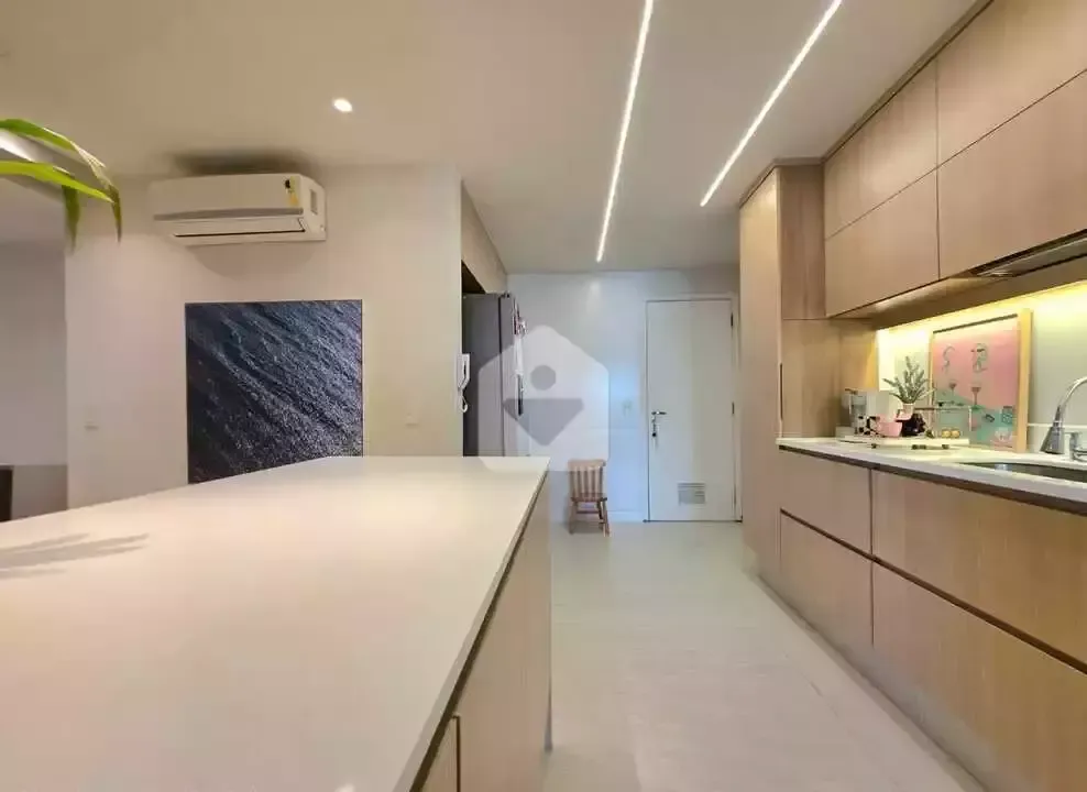 Мебльована квартира 231 м² з 4 спальнями-сюїтами і 4 місцями — photo 10
