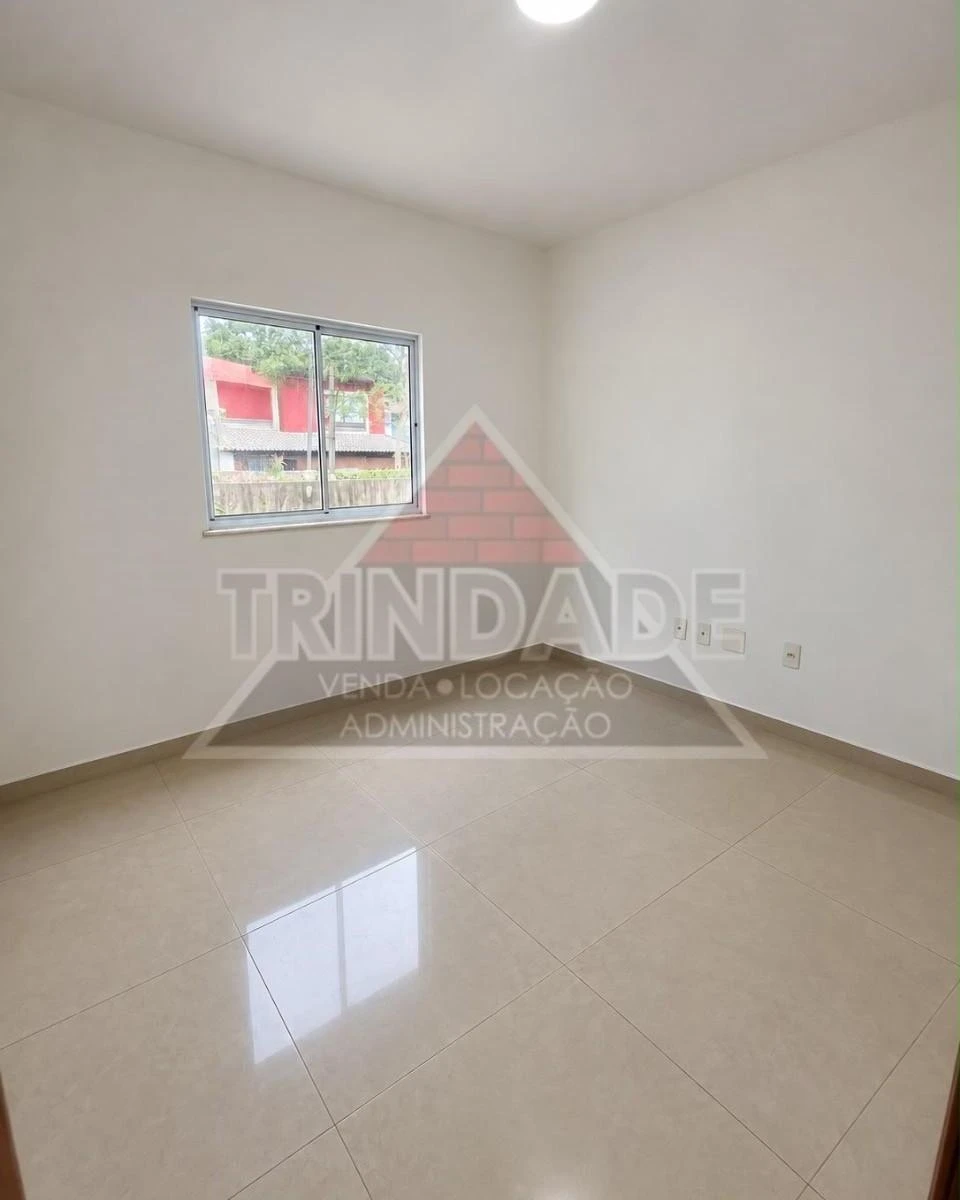 Washing machine in a 3-bedroom house, 200 m² — photo 2