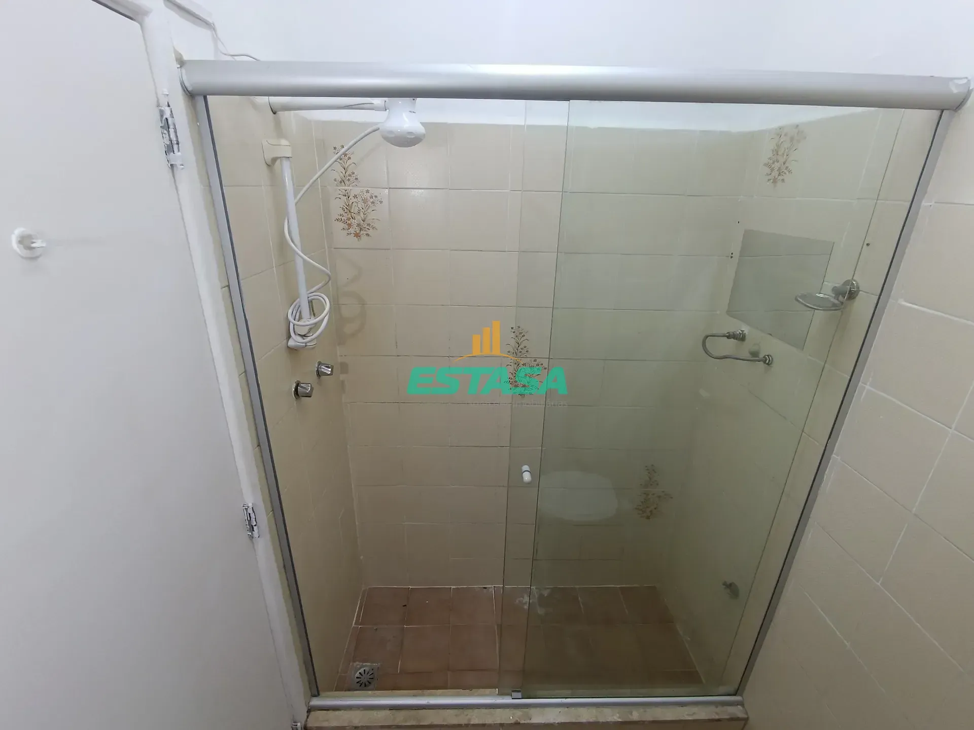 1 quarto e piso de madeira ou laminado: apartamento de 37 m² — photo 4