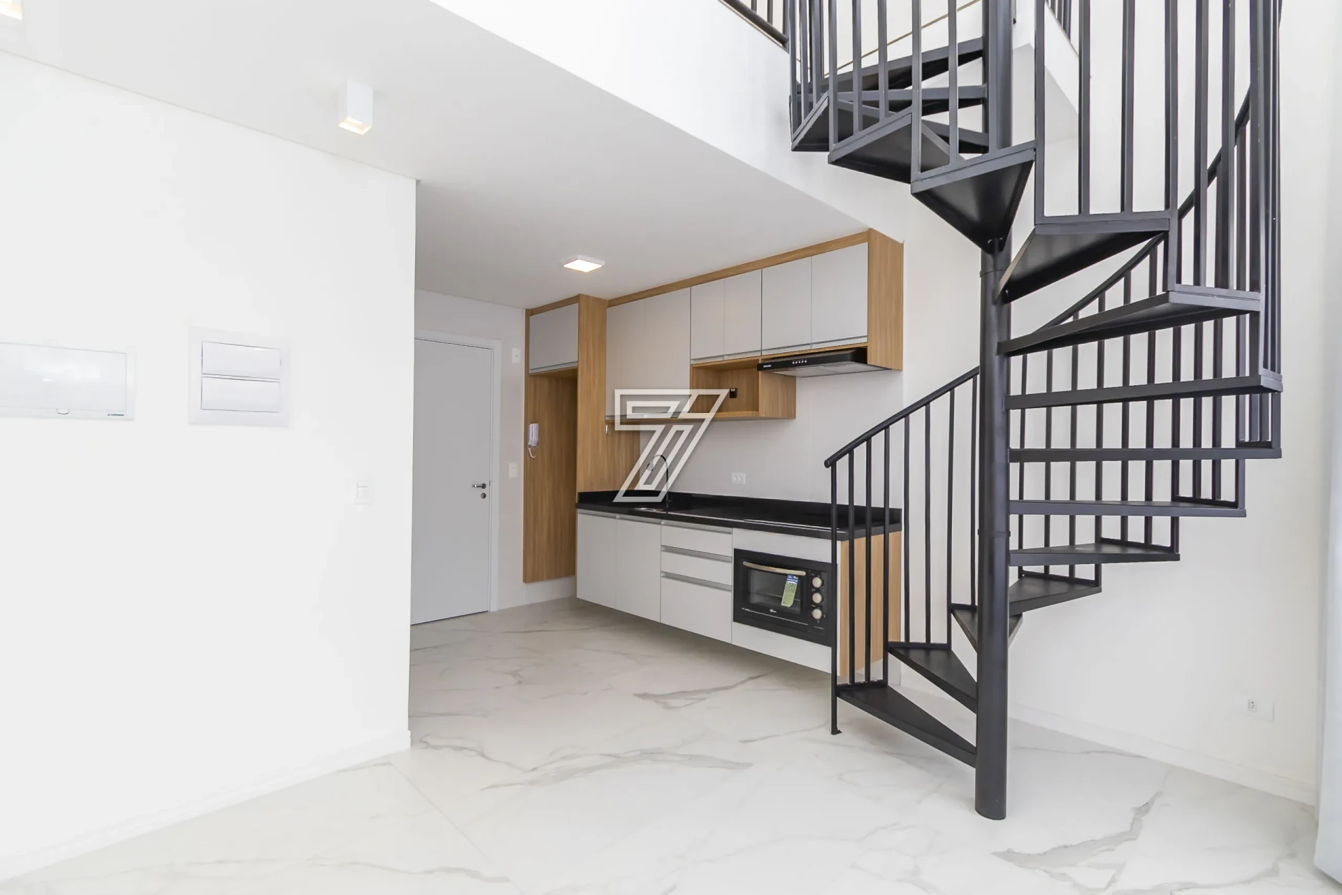 43 m² duplex loft with an open-plan kitchen — photo 8