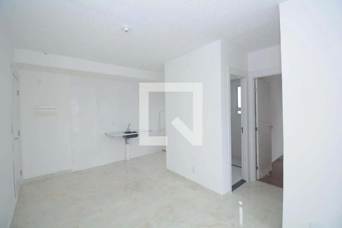 2-bedroom apartment in a building with a gym — photo 55