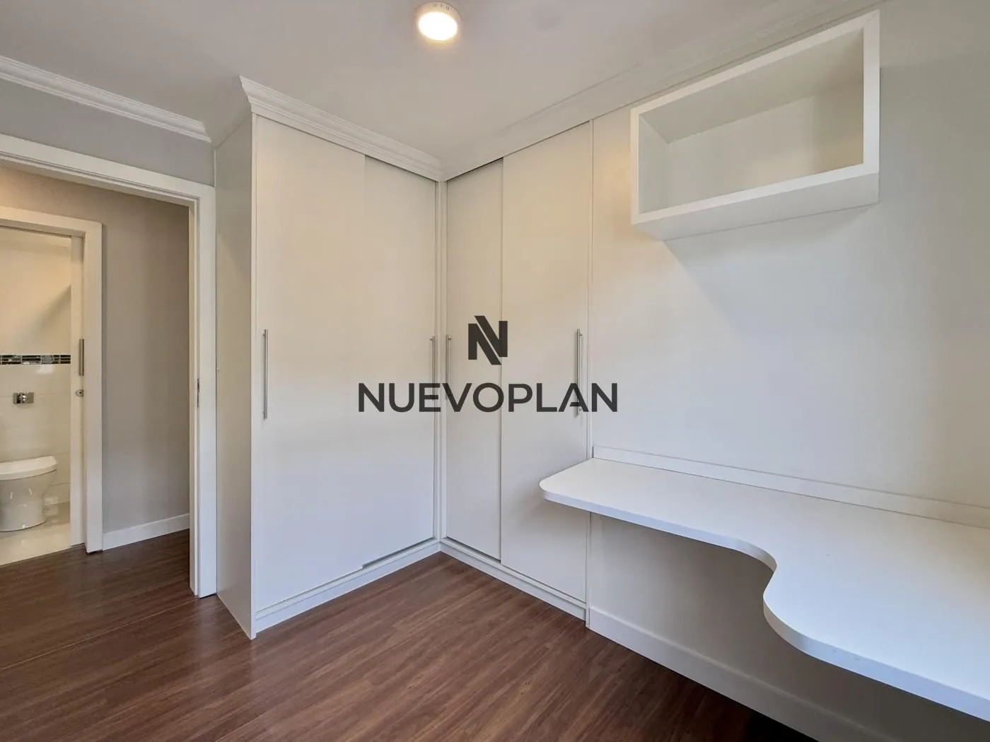3-bedroom apartment with a home office — photo 11