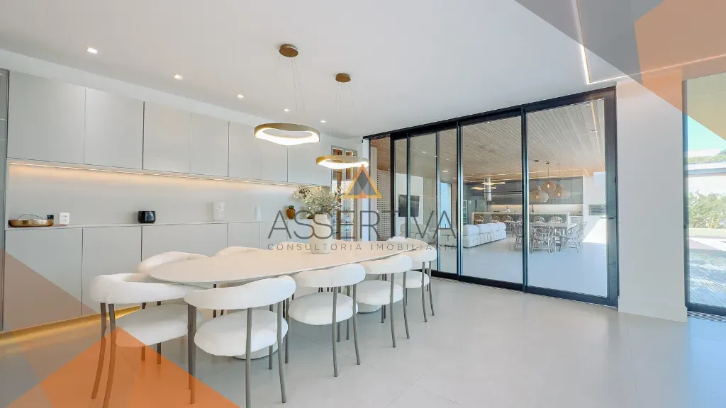 Furnished house with 5 en-suite bedrooms and integrated kitchen — photo 14