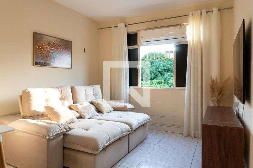 Furnished 3-bedroom apartment with 65 m²