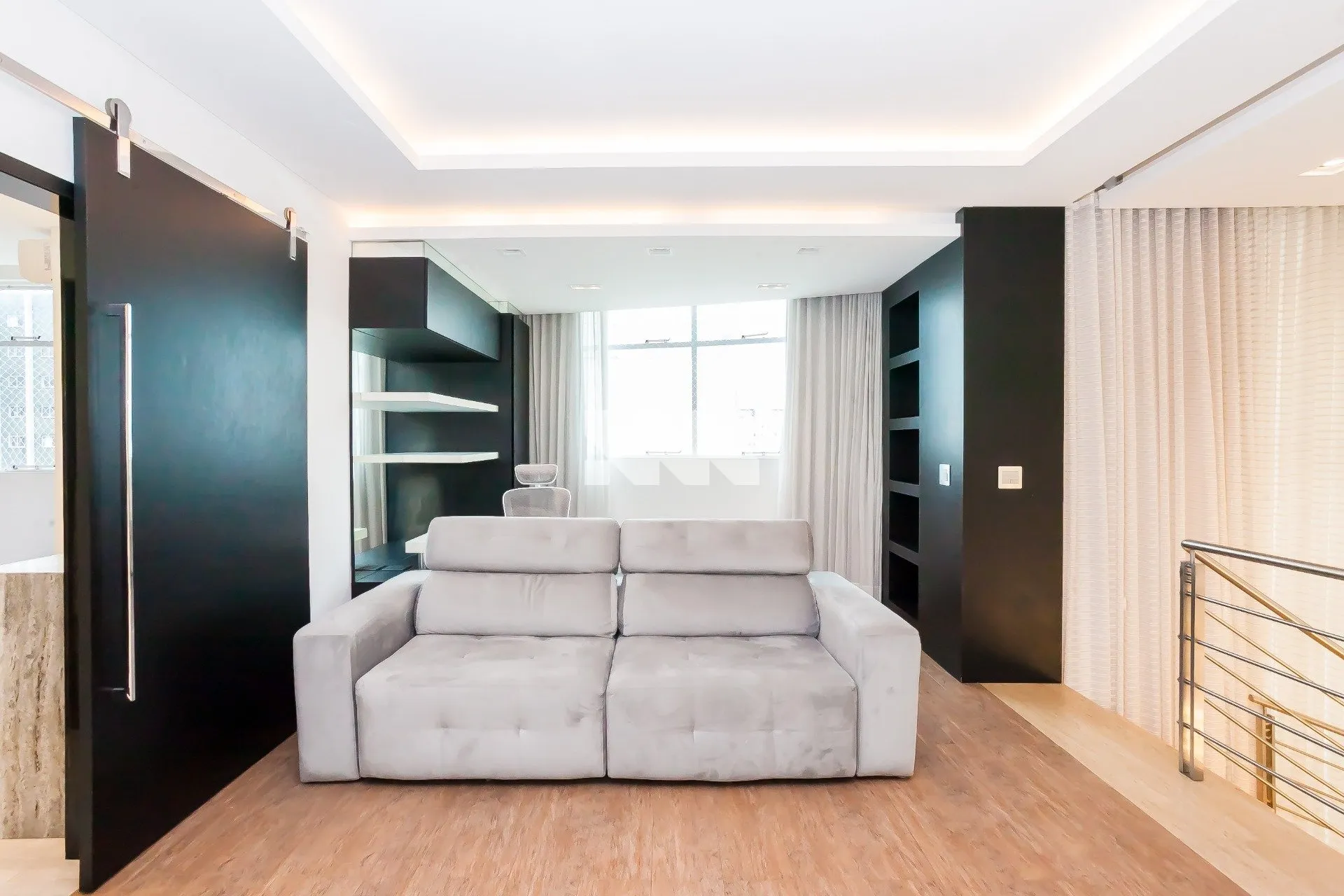 Furnished 154 m² apartment on the 9th floor — photo 15