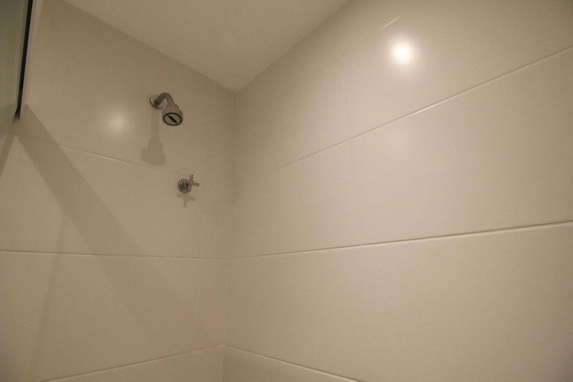 One-bedroom apartment with a dishwasher — photo 26