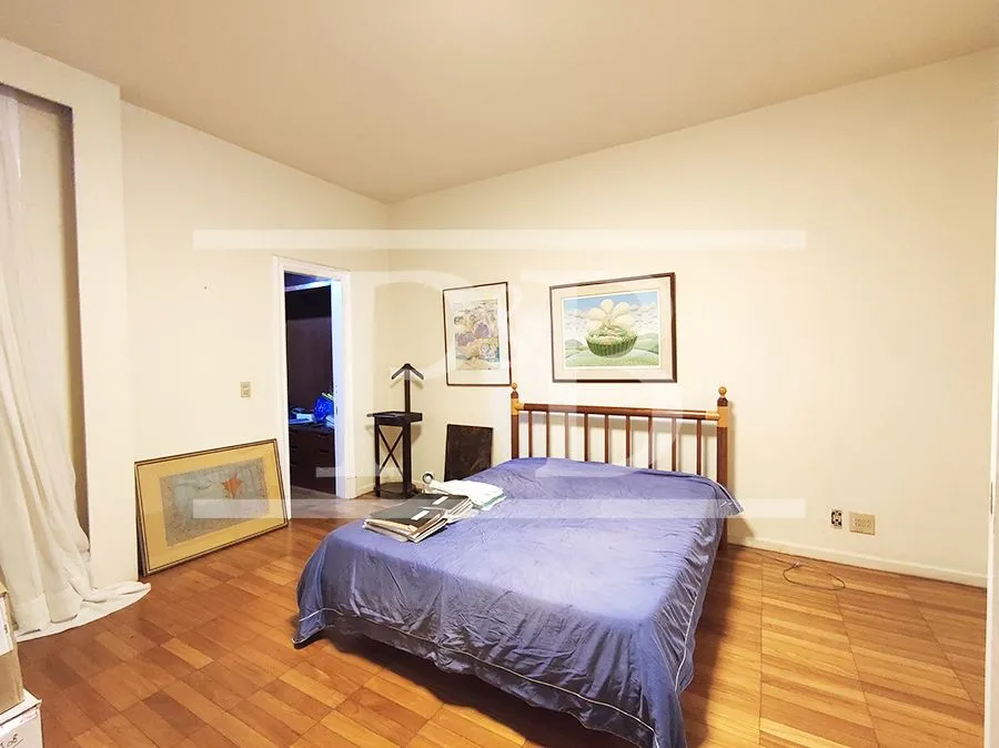 4-bedroom apartment with 283 m² and 2 parking spaces — photo 5