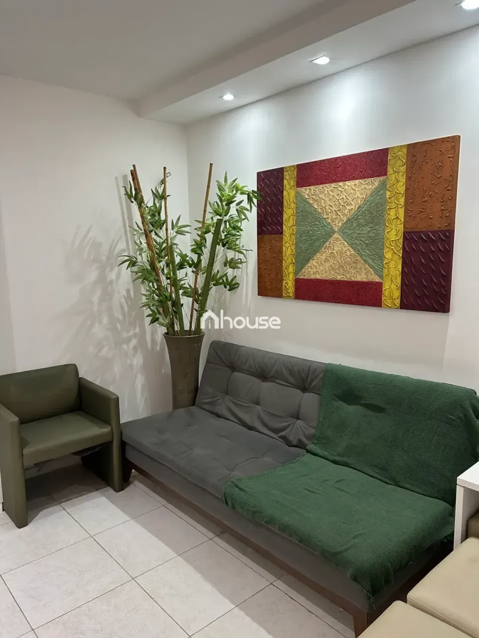 Apartamento de 75 m² com 2 quartos e cozinha americana — photo 2